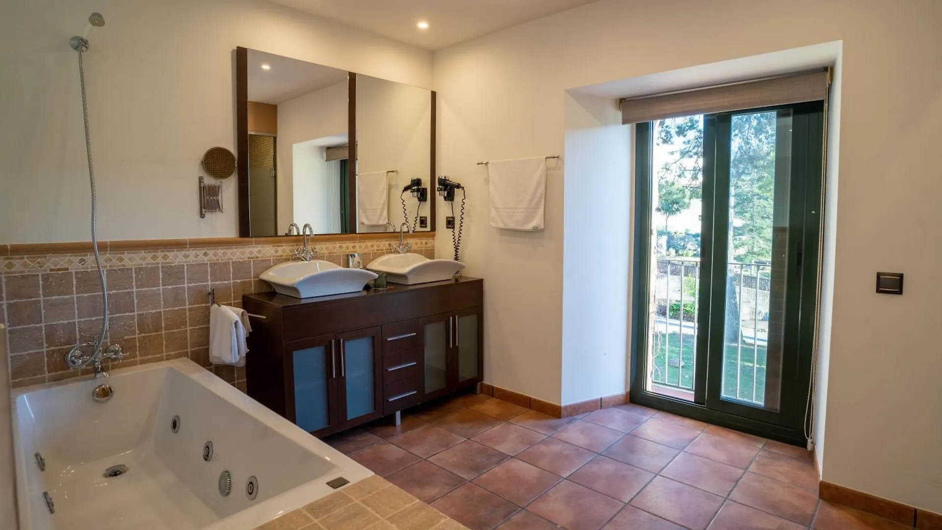 Hotel & Spa Golden Barcelona Vallromanes 4*,  Spain